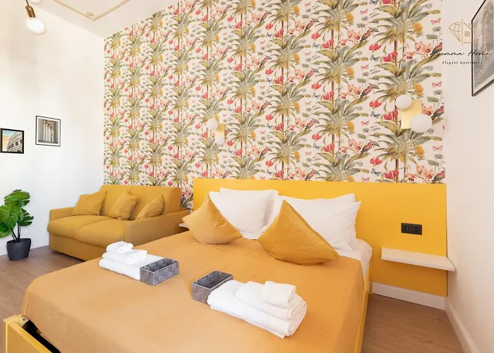 Gemma House - 100mt To Metro Station, 2 En-suite Bathrooms *