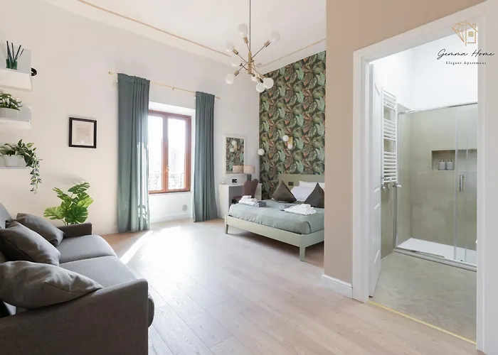 Gemma House - 100mt To Metro Station, 2 En-suite Bathrooms Apartment