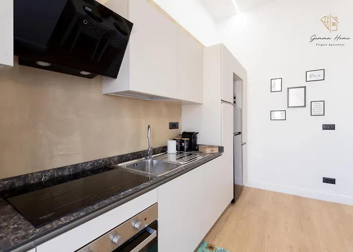 Gemma House - 100mt To Metro Station, 2 En-suite Bathrooms