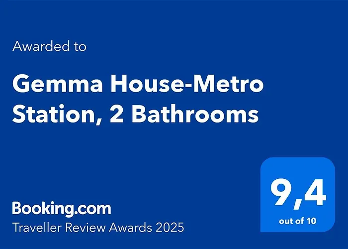 Apartment Gemma House - 100mt To Metro Station, 2 En-suite Bathrooms